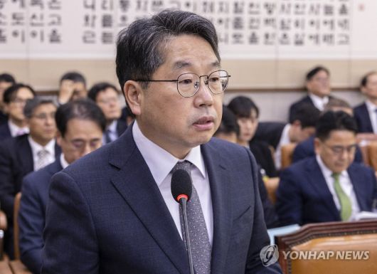 노만석 검찰총장 직무대행