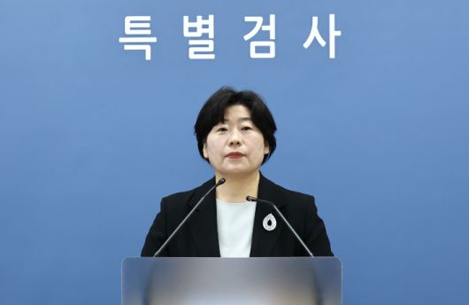 박지영 내란특검보가 특검 사무실이 마련된 서울 서초구 고등검찰청 기자실에서 현안 관련 브리핑을 하고 있다. 연합뉴스