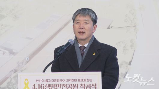 박승렬 총무는 목정평과 한국교회 인권센터 활동을 통해 세월호 참사 진상 규명, 파인텍 노동자 복직 문제 등 우리사회 인권, 노동 현장의 최전선에서 행동하는 신앙을 보여왔다. 박 총무는 4·16연대에서 활동하며 세월호 유가족과 함께했고, 한국교회인권센터를 이끌면서 2018년 파인텍 노동자들의 고공 농성에 동참해 25일간 단식하기도 했다.