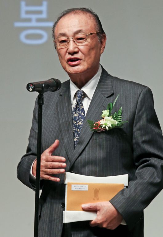 원로배우 윤일봉 별세. 연합뉴스