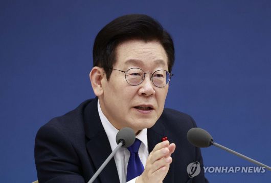 이재명 대통령이 16일 정부세종컨벤션센터에서 열린 문화체육관광부(국가유산청)·국민권익위원회 업무보고에서 발언하고 있다. 연합뉴스