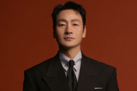 박해수는 넷플릭스 글로벌 톱10 영화 비영어 부문 1위를 차지한 소감과 관련해 "'오징어 게임'때는 제정신이 아니었는데 이번에는 여러 가지로 감사하다"며 "이런 시도 또한 존재한다는 점에서 작품을 봐주시길 바란다"고 밝혔다. 넷플릭스 제공