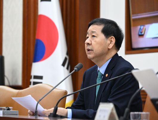 구윤철 부총리 겸 재정경제부 장관이 7일 서울 종로구 정부서울청사에서 열린 '민생경제관계장관회의'를 주재하고 있다. 재정경제부 제공