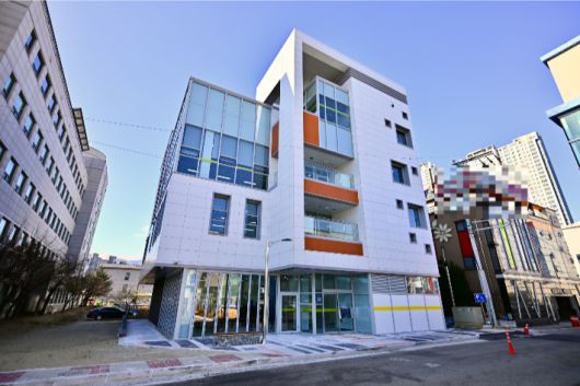 장애인종합복지센터 외부 전경. 속초시 제공