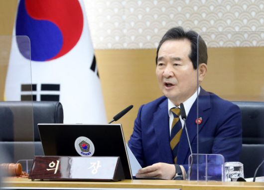 정세균 국무총리가 23일 오전 정부세종청사에서 열린 국무회의에서 모두발언을 하고 있다. 뉴시스