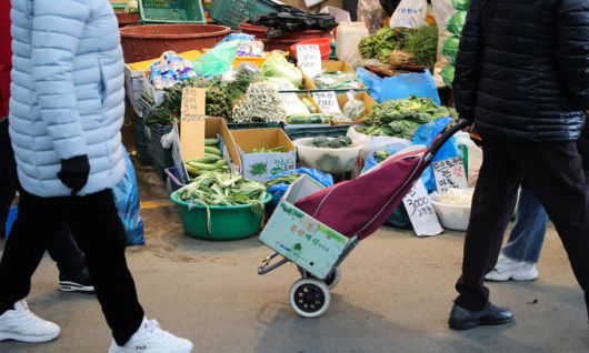 5일 서울 시내 한 전통시장 모습. 연합뉴스