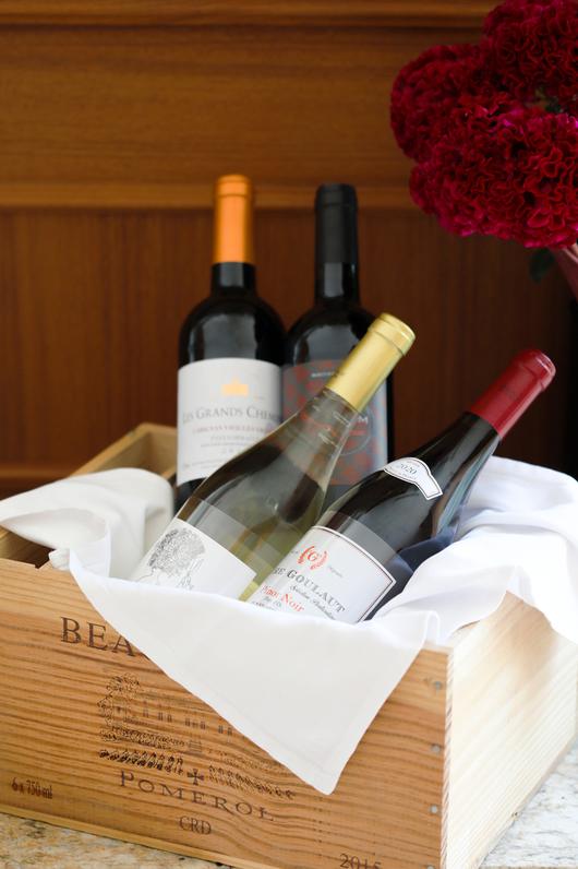 메이필드 호텔 뷔페 캐슬 테라스 ‘프렌치 와인 패키지’