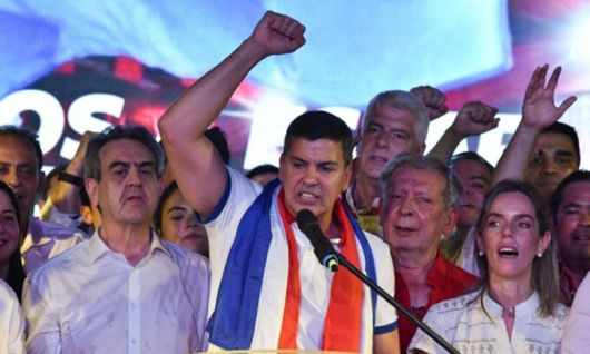 산티아고 페냐 파라과이 대통령 당선인이 지난 4월30일(현지시간) 당선 확정 연설을 하고 있다. AFP연합뉴스