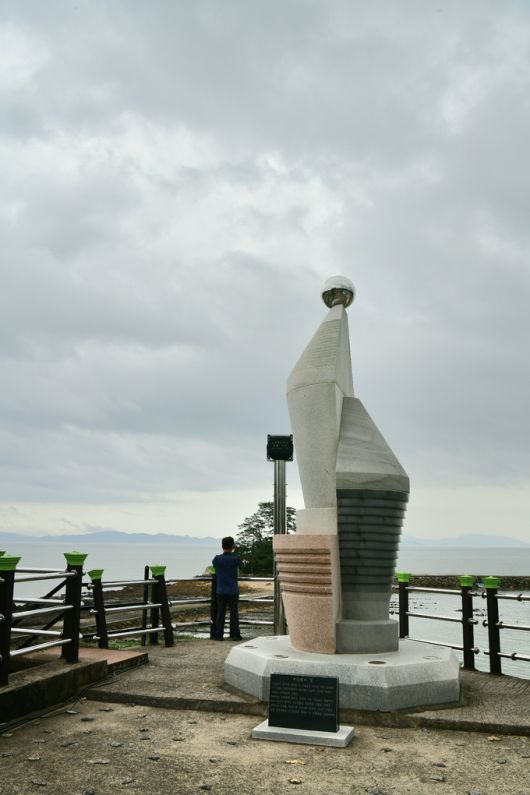 ‘소등섬의 빛’ 조형물