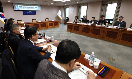 박영빈 대검 마약조직범죄부장이 6일 서울 서초구 대검찰청에서 열린 제3차 마약범죄 특별수사본부 회의에서 모두발언을 하고 있다. 뉴스1