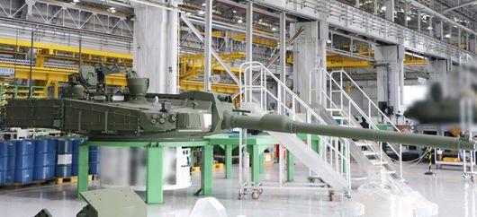 경남 창원 현대로템 창원공장 내 전차 생산라인에 K-2 전차 포탑이 놓여 있다. 현대로템 제공