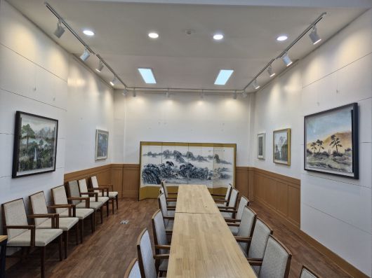 ‘율립 정연익 미술관’ 내부 모습.