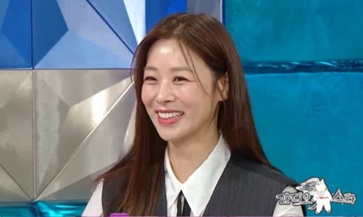 장신영이 고등학생 3학년이 된 첫째 아들의 근황을 전했다. MBC ‘라디오스타’ 방송화면 캡처