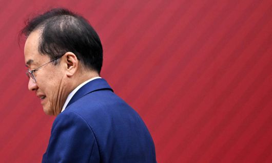 홍준표 국민의힘 대선 경선 후보가 29일 서울 여의도 중앙당사에서 열린 제21대 대통령 후보자 국민의힘 3차 경선 진출자 발표 행사에서 이동하고 있다. 뉴시스