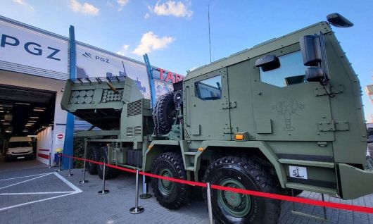 천무 다연장로켓의 폴란드 수출형인 호마르-K가 전시되어 있다. 세계일보 자료사진