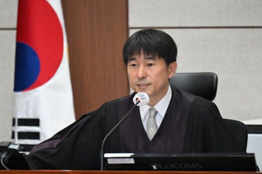 윤석열 전 대통령의 내란 우두머리 혐의 재판을 담당한 지귀연 판사. 사진공동취재단