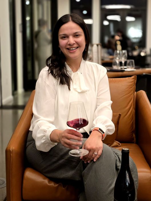 발데마르 와이메이커 Devyani Isabel Gupta.