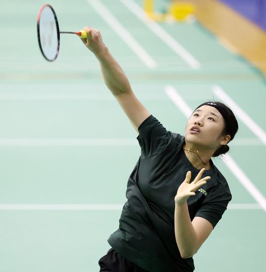 안세영이 17일 충북 진천선수촌에서 열린 배드민턴 국가대표 미디어데이에 앞서 훈련하고 있다. 진천=뉴시스