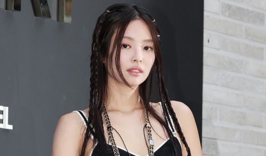 그룹 ‘블랙핑크’ 멤버 제니가 친부를 사칭한 A씨를 상대로 낸 출판물 배포 금지 소송에서 승소했다. 세계일보 자료사진