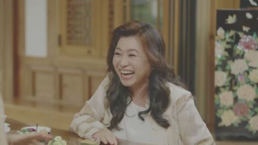 오은영 박사가 무려 40년간 고수한 ‘사자머리 가발 루머’에 대한 진실을 직접 밝힌다. MBN ‘오은영 스테이’ 갈무리