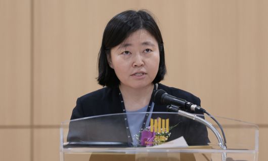 임은정 신임 서울동부지검장이 4일 서울 송파구 서울동부지방검찰청에서 열린 취임식에서 취임사를 하고 있다. 연합뉴스