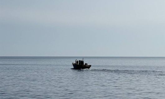 북한 주민들은 태운 선박이 9일 동해상에서 이동하고 있다. 통일부 제공