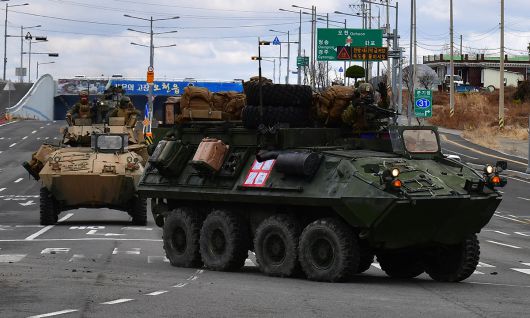 미 해병대 LAV(차륜형보병전투차)가 경북 포항시 남구에 있는 훈련장으로 이동하고 있다. 세계일보 자료사진