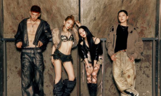 4인조 혼성그룹 카드(KARD)