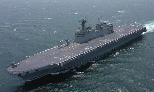 대형수송함 마라도함(LPH)이 기동훈련을 위해 항해하고 있다. 세계일보 자료사진