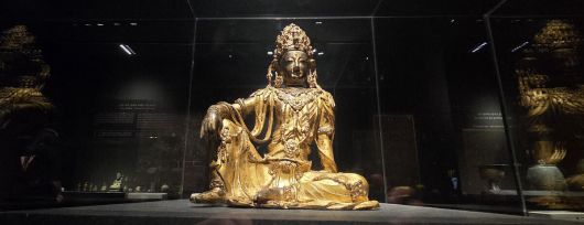 국립중앙박물관 금동관음보살좌상