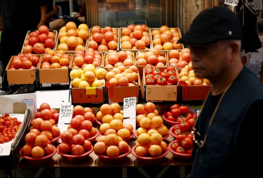 3일 서울 동대문구 청량리종합시장에 토마토가 진열돼 있다. 연합뉴스