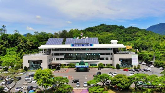 영월군청 전경. 영월군 제공