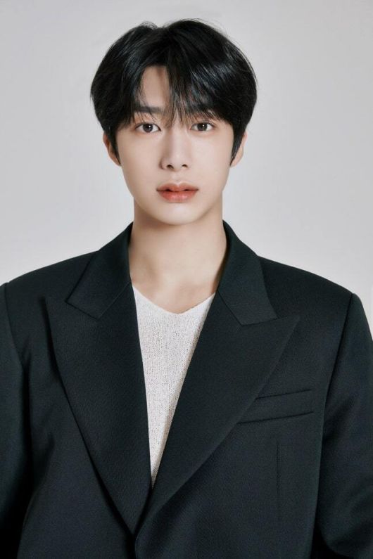 몬스타엑스(MONSTA X)  형원. 스타쉽엔터테인먼트