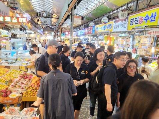 제주 찾은 크루즈관광객.