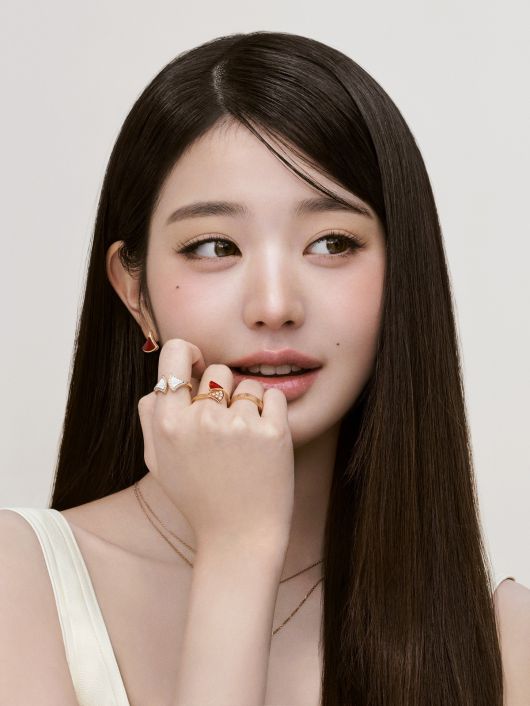 장원영이 불가리 엠버서더로 발탁됐다. 불가리 제공