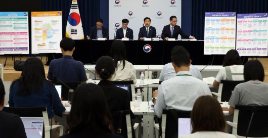 구윤철 부총리 겸 기획재정부 장관이 지난 28일 세종시 정부세종청사에서 2026년 예산안 및 25~29년 국가재정운용계획 주요내용을 발표하고 있다. 뉴시스