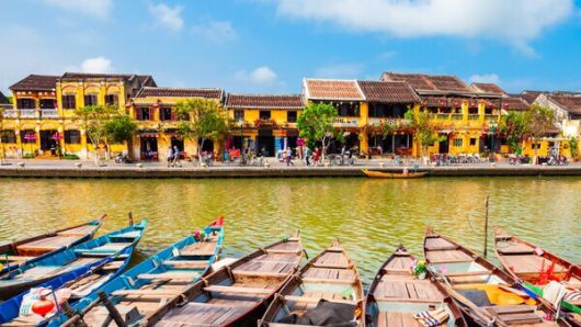 연휴 초반 장거리 집중, 전 기간 단거리 분산이라는 예약 양상은 합리적인 소비 선택을 보여준다. 게티이미지