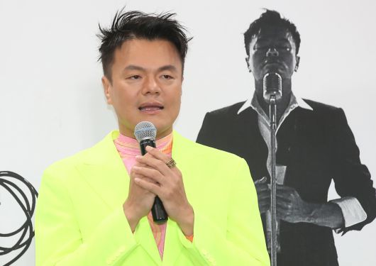 대중문화교류위원 공동위원장에 임명된 박진영 JYP엔터테인먼트 창의성총괄책임자 및 대표 프로듀서. 뉴스1