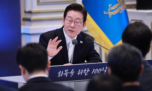 이재명 대통령이 지난 11일 청와대 영빈관에서 열린 취임 100일 기자회견 '회복을 위한 100일, 미래를 위한 성장'에서 발언하고 있다. 대통령실통신사진기자단