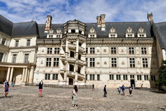 블루아성 프랑수아 1세 건물.