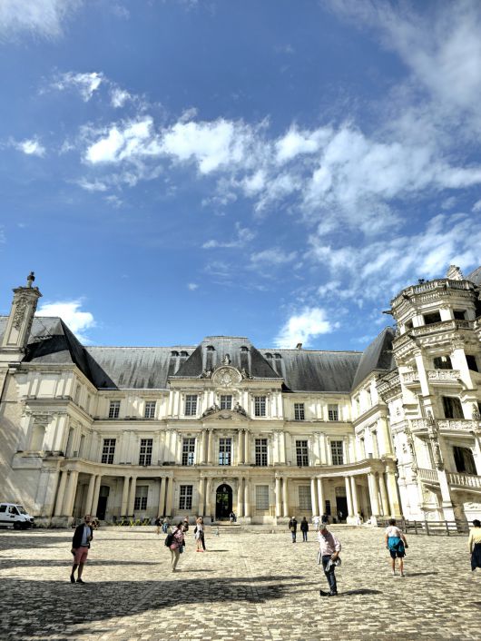 블루아성 가스통 도를레앙 건물.