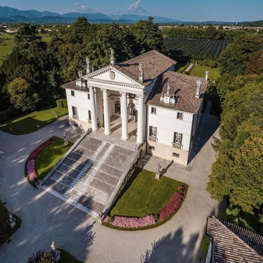 빌라 산디 전경. 인스타램