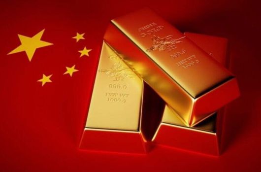 중국의 금 ‘사재기’가 국제 금값을 올리고 있다는 분석이 나왔다.
