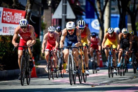 지난해 열린 통영 월드 트라이애슬론컵 대회. 통영시 제공