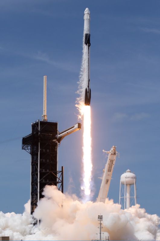 스페이스X의 재사용 로켓 팰컨9