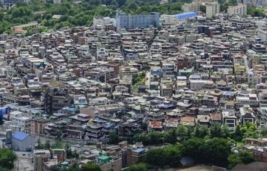 조정이 지연될 경우 일부 지역에서는 공실이 늘어날 가능성도 배제할 수 없다. 게티이미지