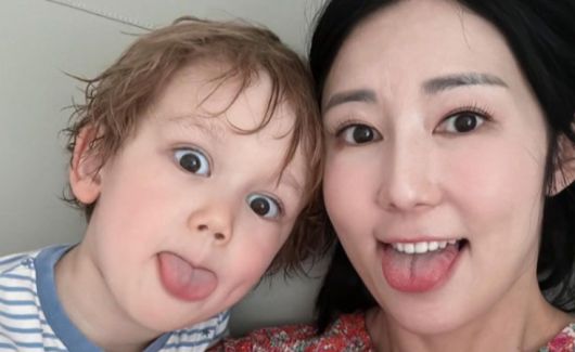 방송인 사유리와 아들 젠. 사유리 인스타그램
