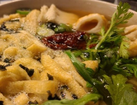 짠 국물과 절인 음식 위주의 식습관이 위 점막에 누적 부담을 주며 위암 위험과 연결될 수 있다는 분석 결과가 제시됐다. 뉴시스