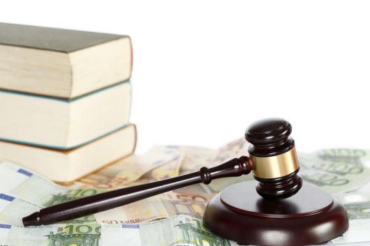 부부 사이에도 절도죄가 적용될 수 있다. 클립아트코리아