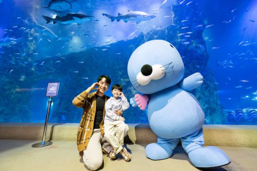 롯데월드 아쿠아리움과 귀여운 아기 해달 ‘보노보노’